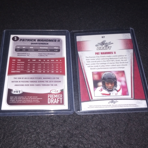 Patrick Mahomes Rookie 2 card lot 2017 Sage Hit Leaf Draft Pick - Picture 2 of 2
